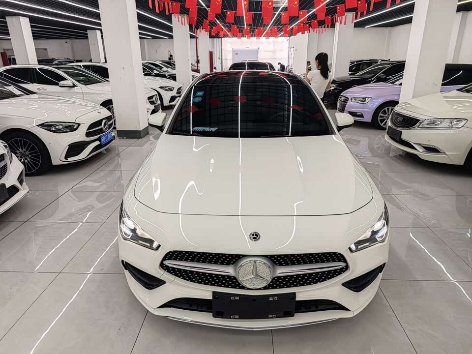 Mercedes-Benz CLA