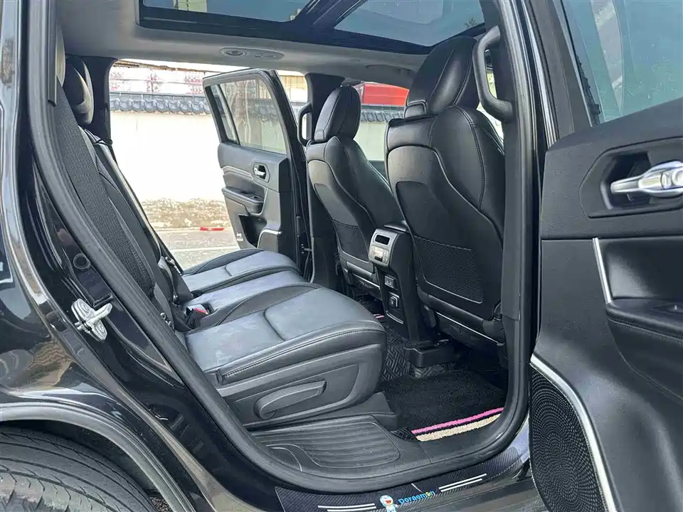 Jeep Grand Commander