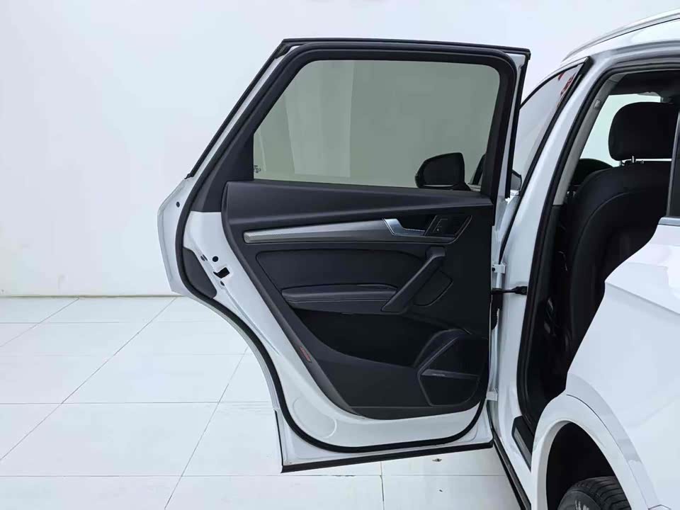 Audi Q5L Audi Q5L