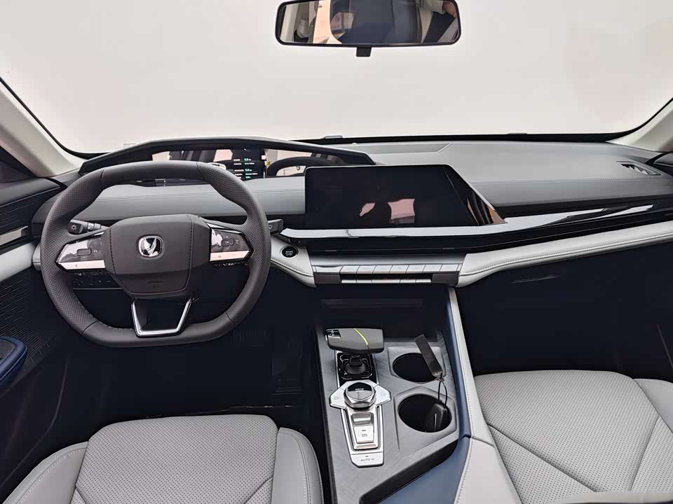 Changan UNI-V Smart iDD