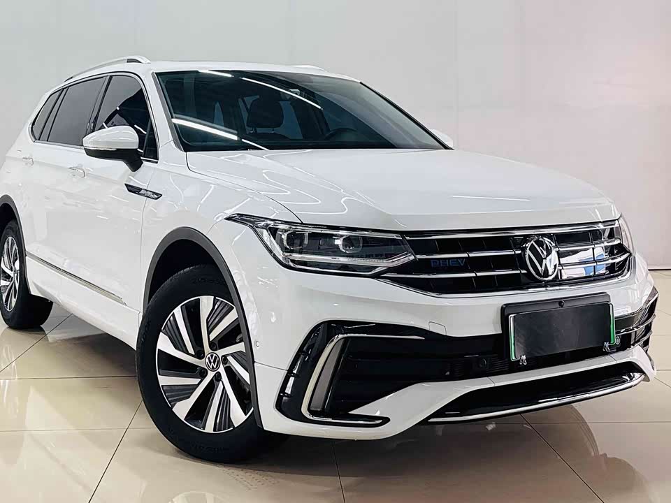 Volkswagen Tiguan L Volkswagen Tiguan L