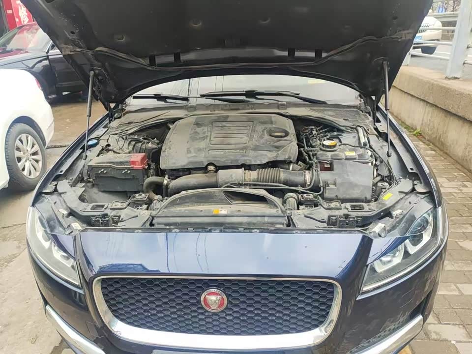 Jaguar XFL Jaguar XFL