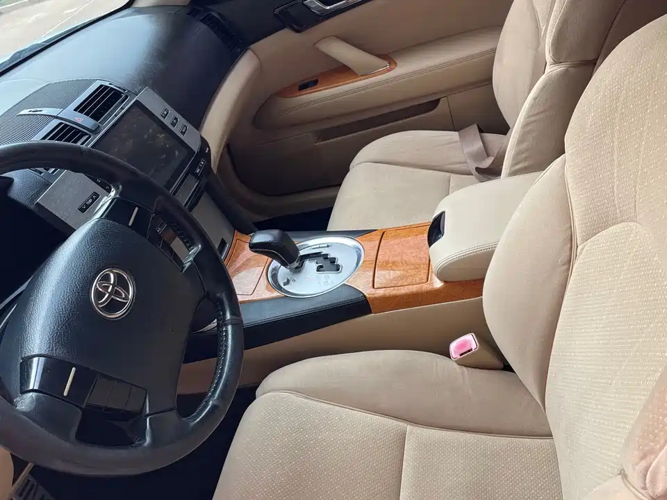 Toyota Reiz Toyota Reiz