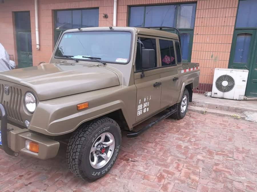 战旗皮卡 2017款 2.2l汽油铁双排4g22c