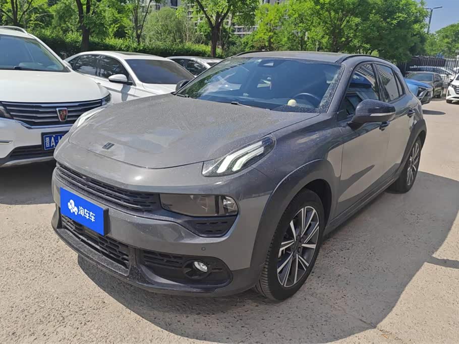 Lynk & Co 02 Lynk & Co 02