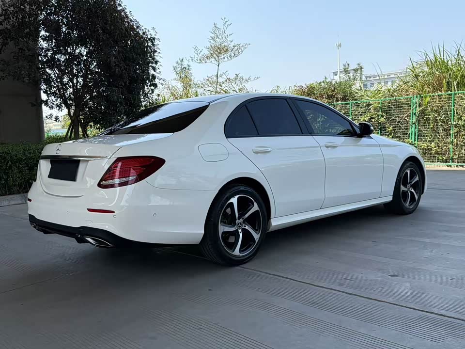 Mercedes-Benz E-class Mercedes-Benz E-class
