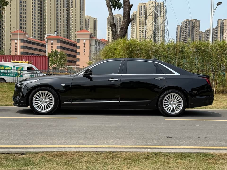 Cadillac CT6