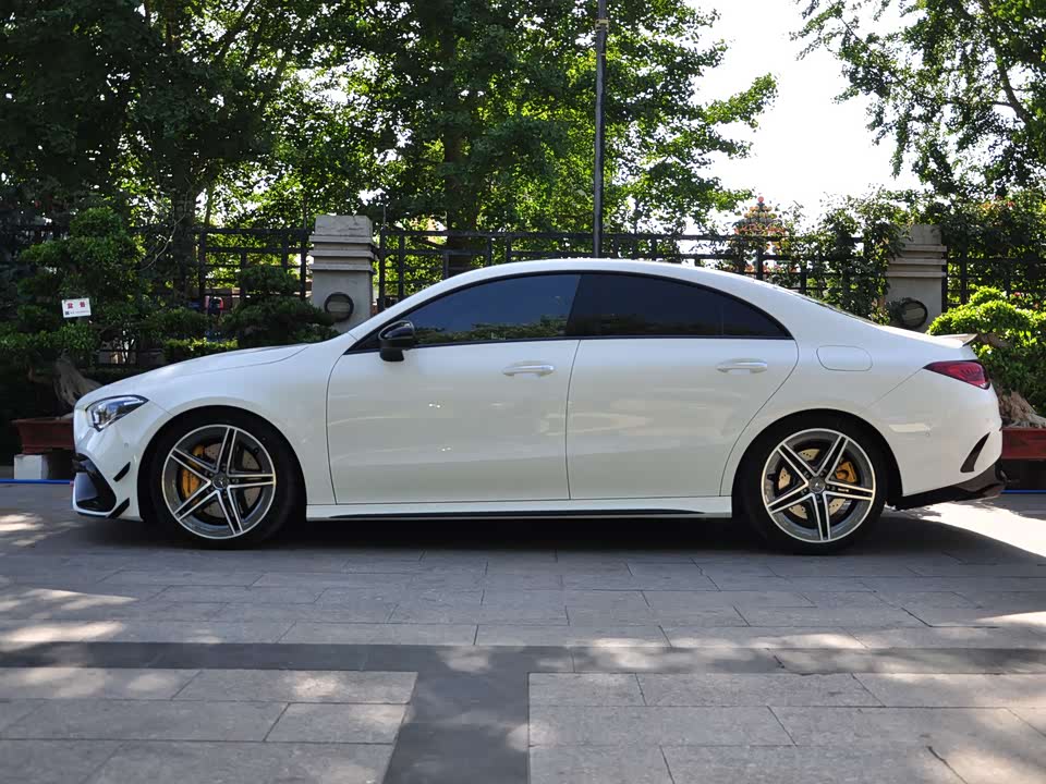 Mercedes-Benz CLA AMG