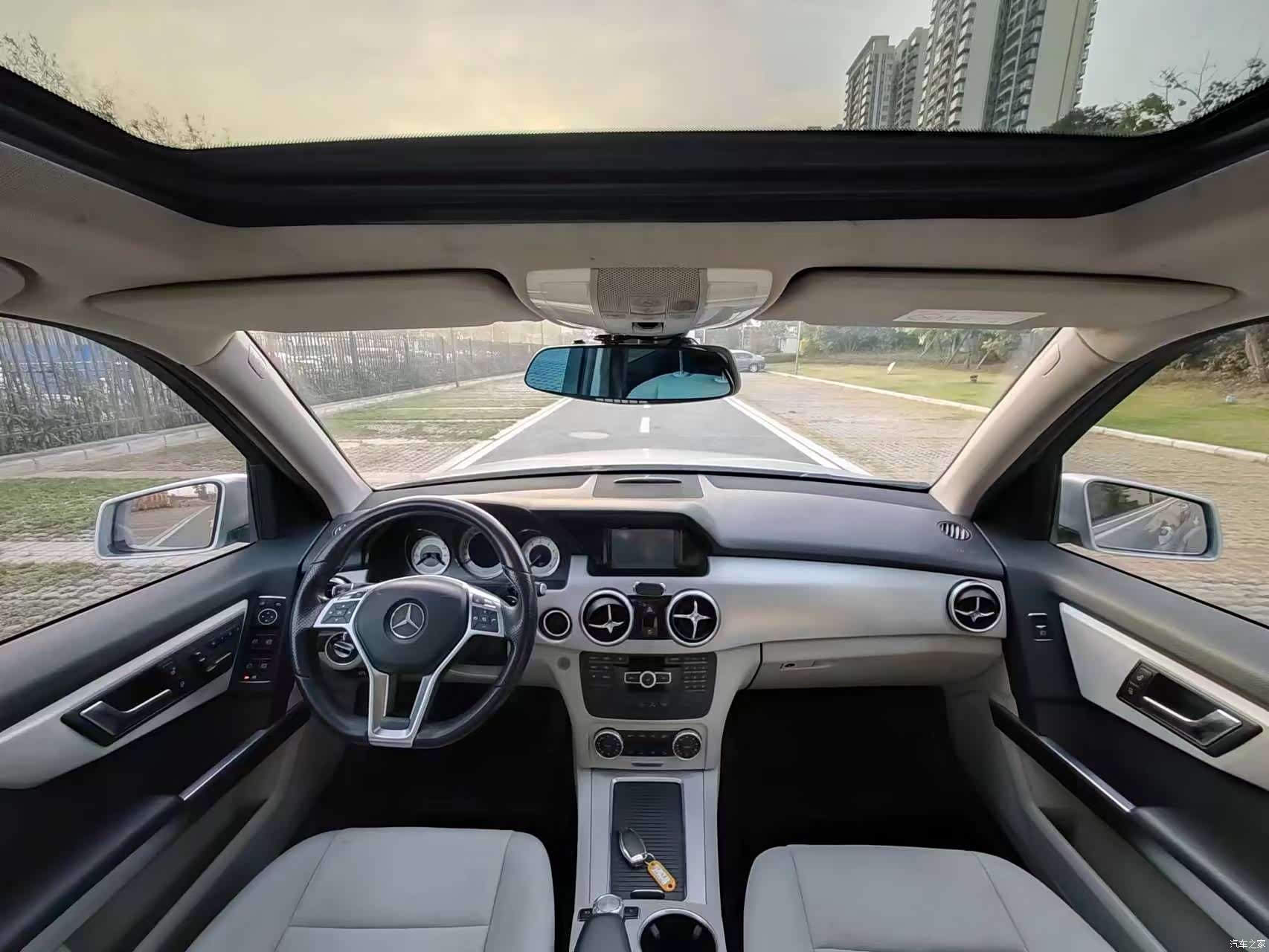 Mercedes-Benz GLK-Class, 2015 12