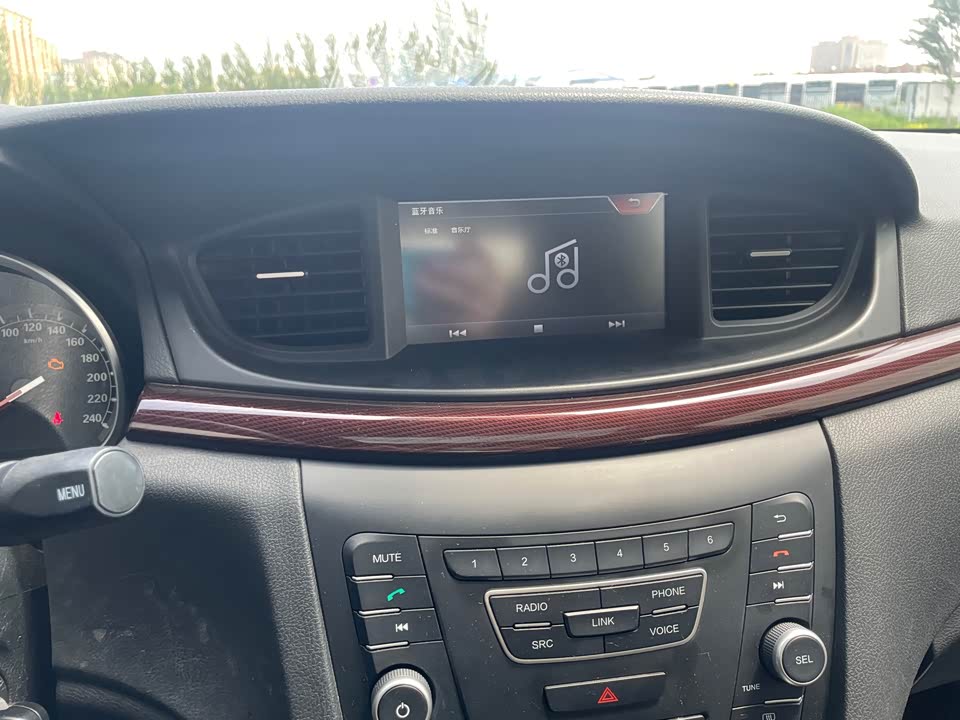 Besturn B50