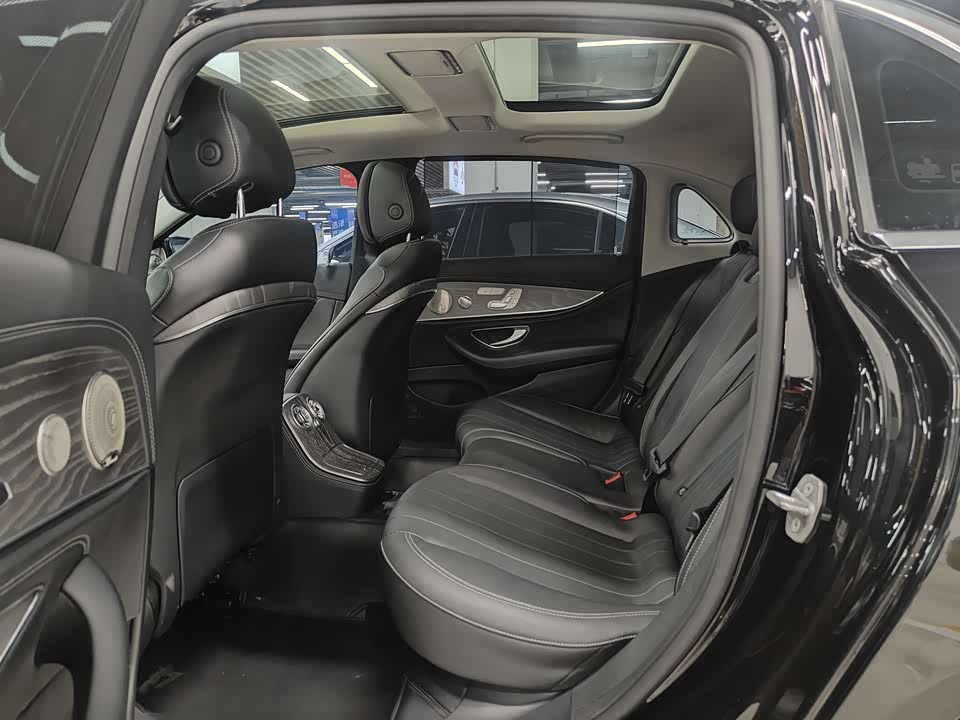 Mercedes-Benz E-class Mercedes-Benz E-class