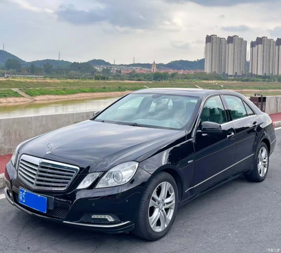 Mercedes-Benz E-Class, 2010 1