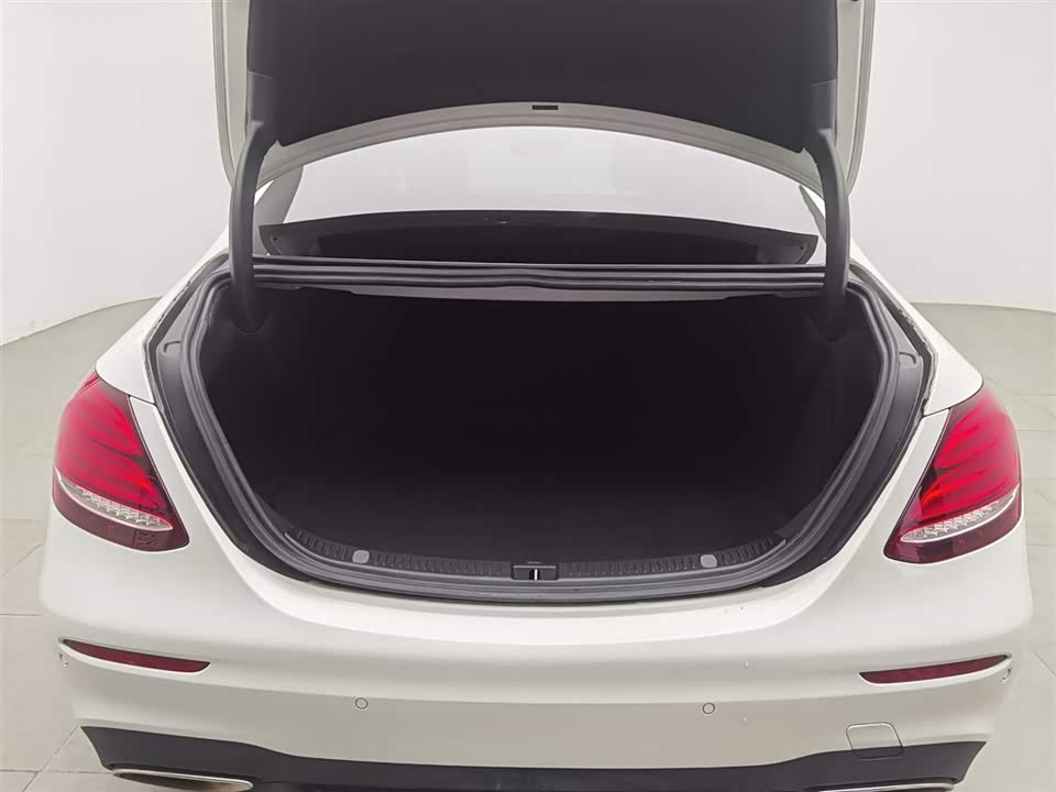 Mercedes-Benz E-class Mercedes-Benz E-class