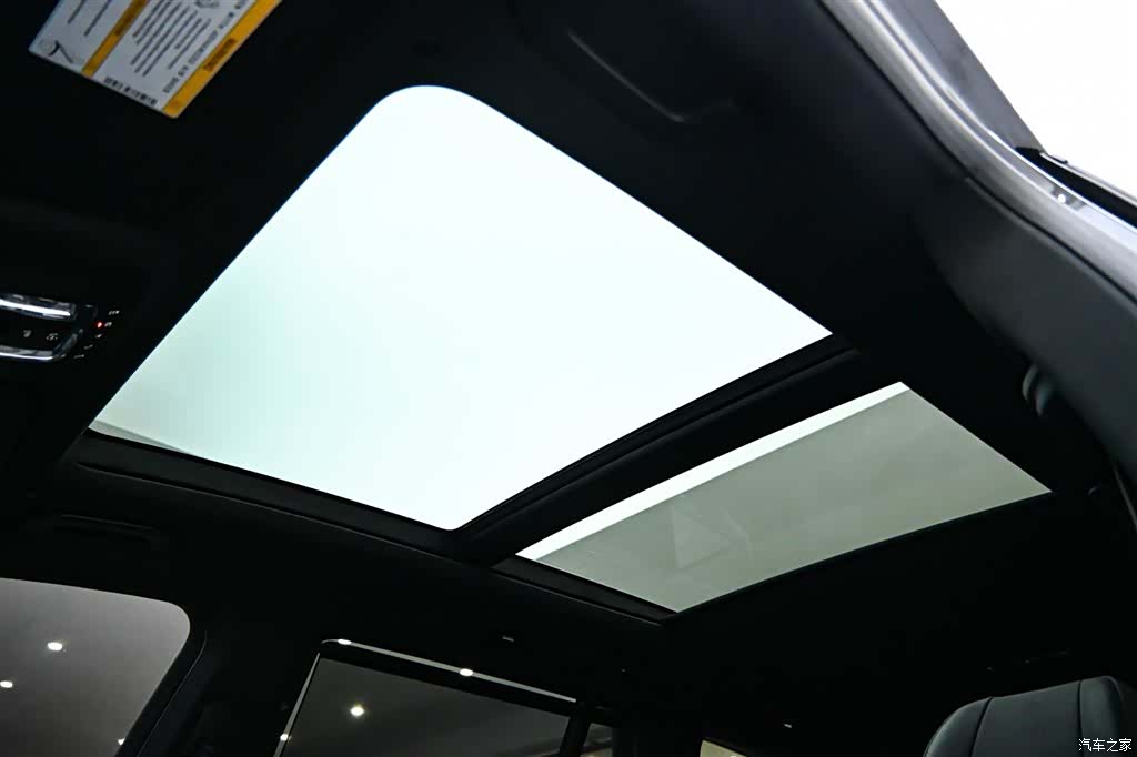 Mercedes-Benz GLS, 2023 33
