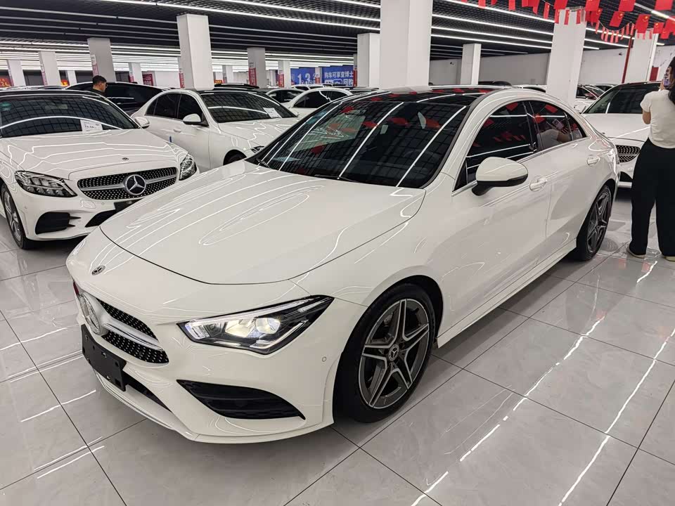 Mercedes-Benz CLA