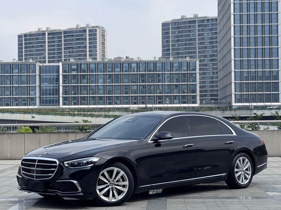 Mercedes-Benz S-class Mercedes-Benz S-class