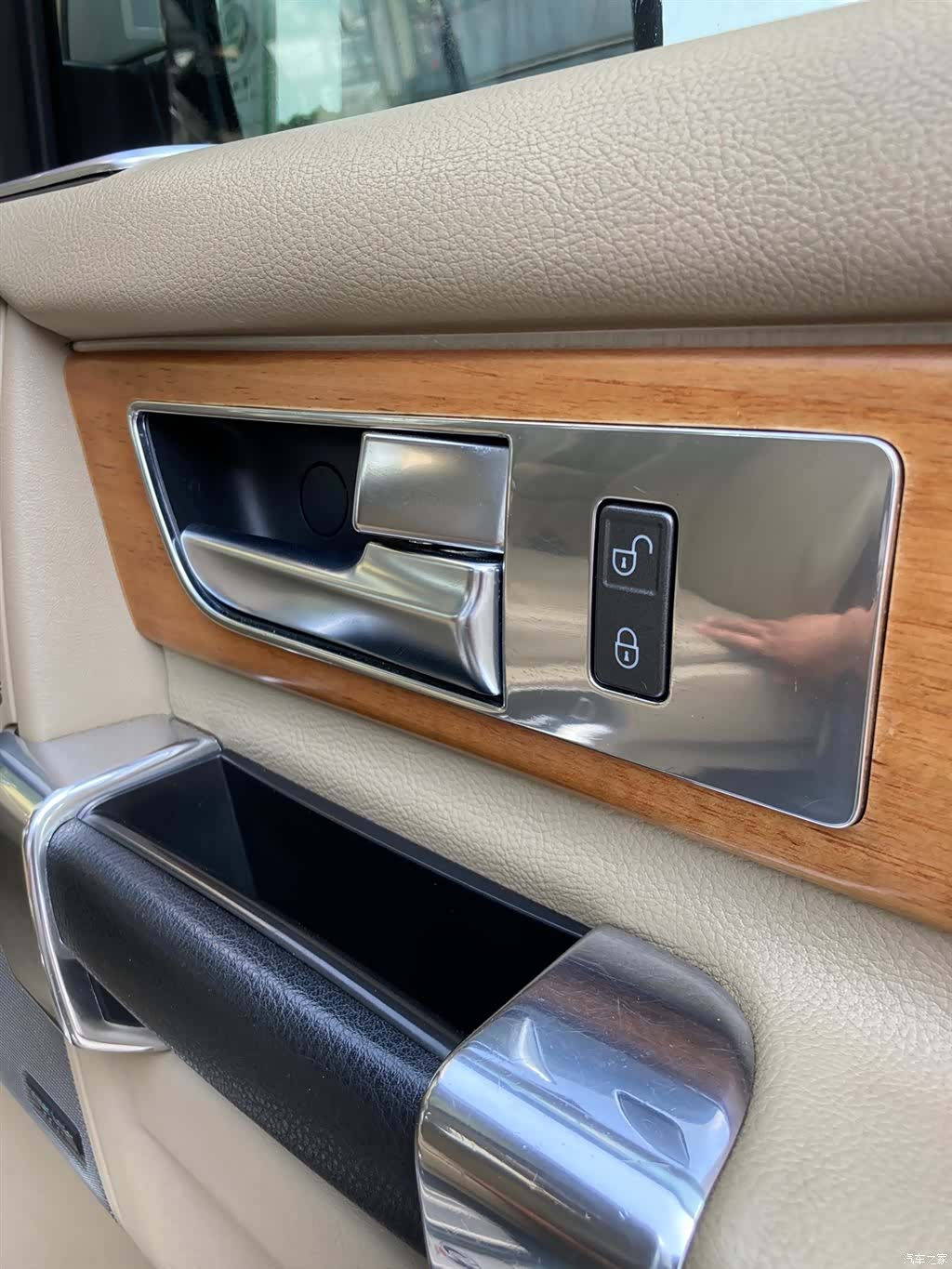 Land Rover Discovery, 2012 15