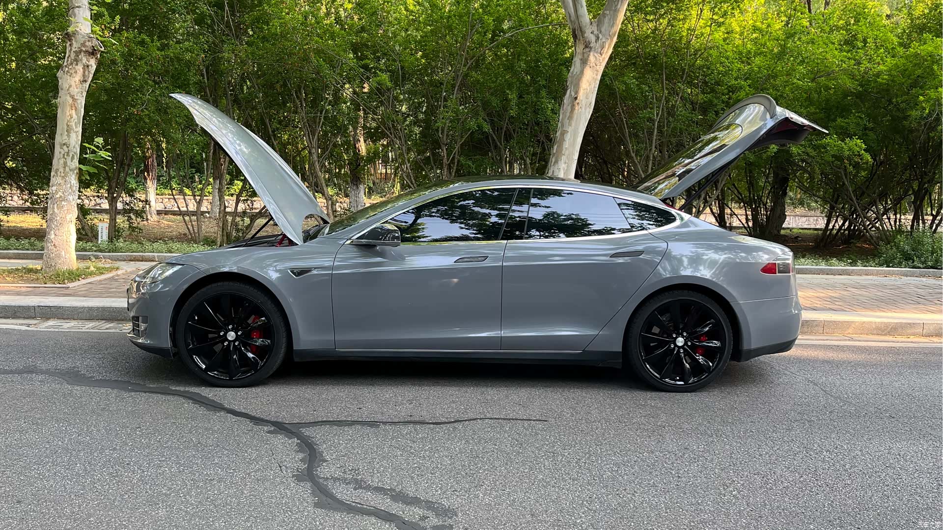 Tesla Model S, 2015 7