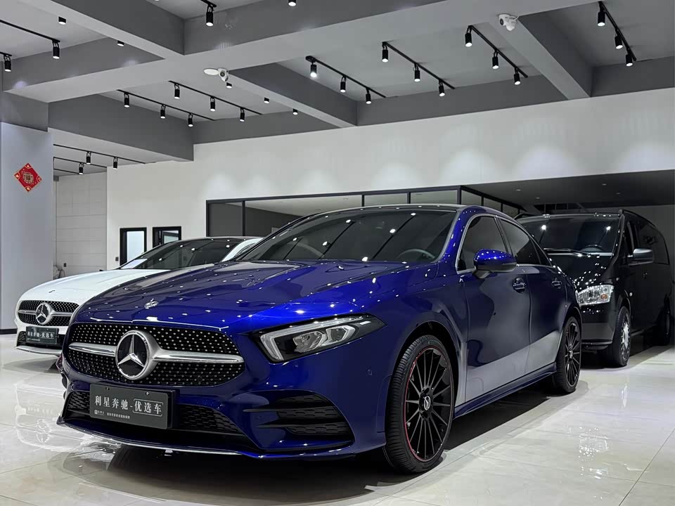 Mercedes-Benz Class A Mercedes-Benz Class A