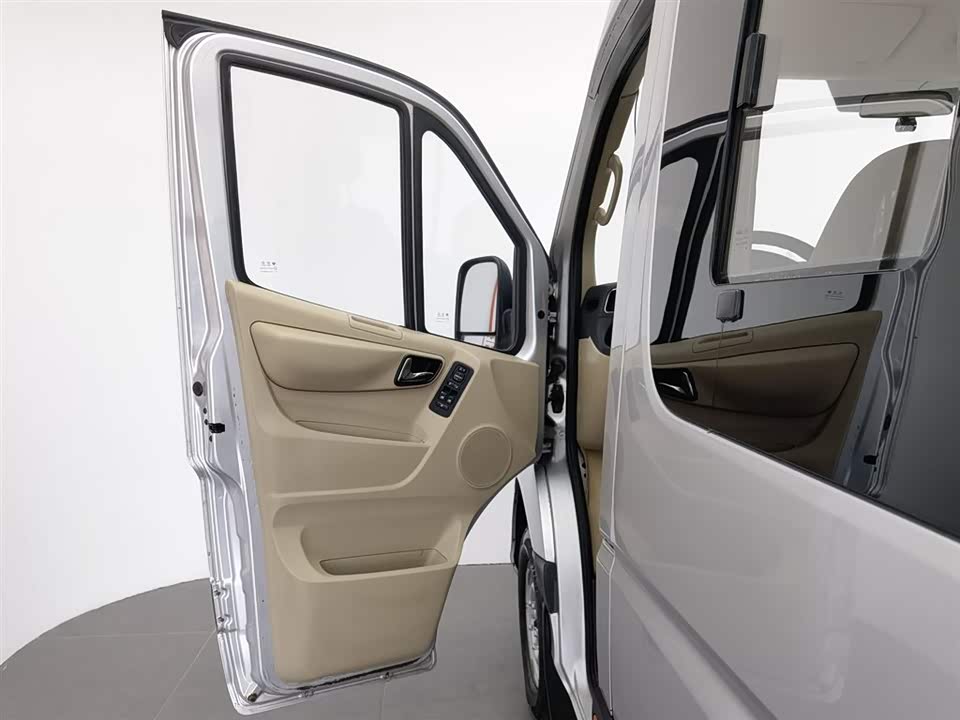 Foton Tuano Foton Tuano