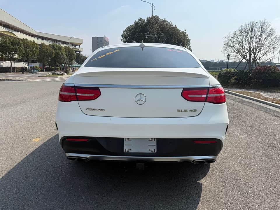 Mercedes-Benz GLE Coupe AMG Mercedes-Benz GLE Coupe AMG