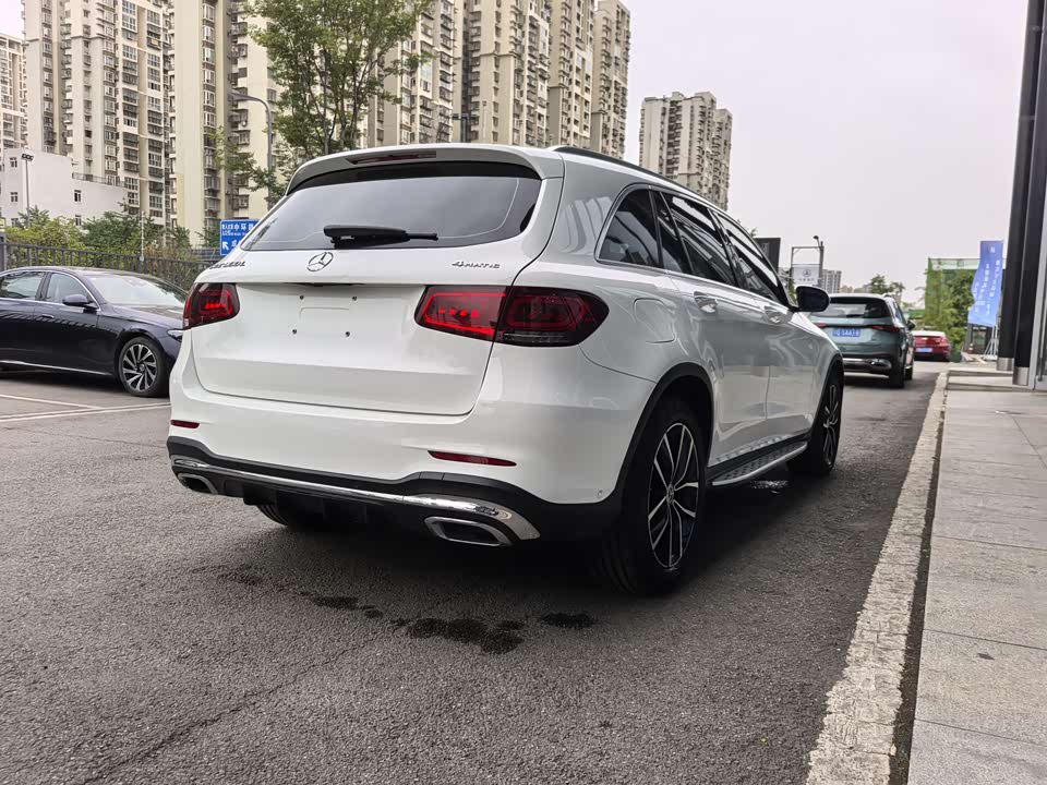 Mercedes-Benz GLC Mercedes-Benz GLC