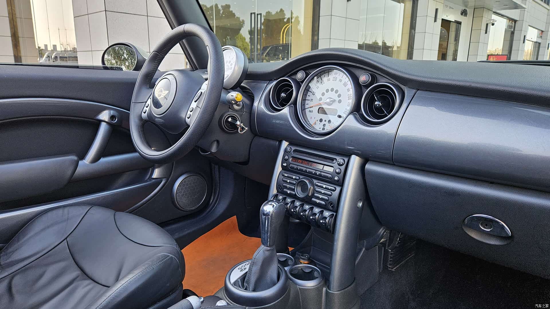 Mini Cooper, 2010 19
