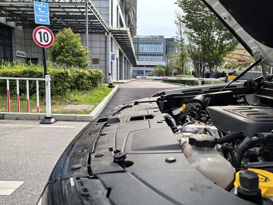 Jeep Grand Commander