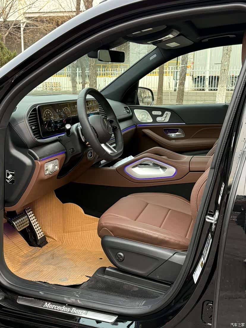 Mercedes-Benz GLS, 2025 4