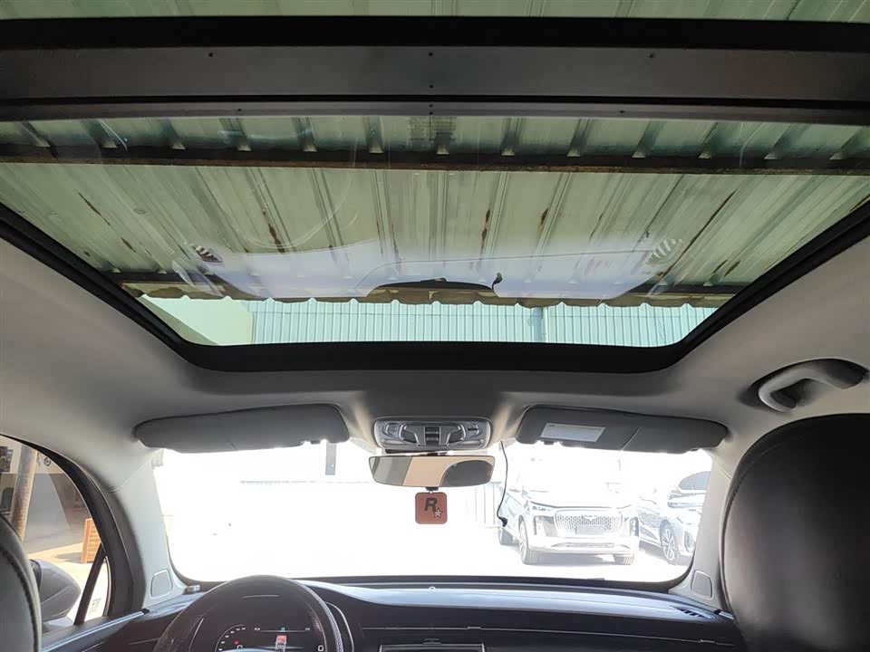 Roewe RX5 MAX Roewe RX5 MAX