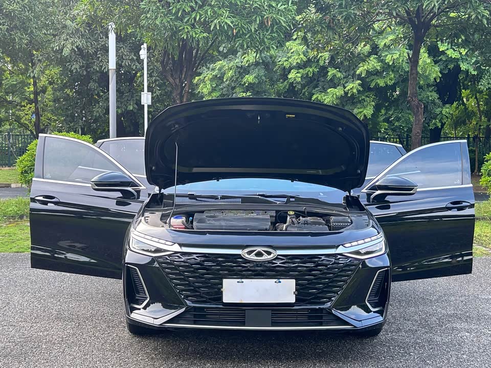 Chery Arrizo 8