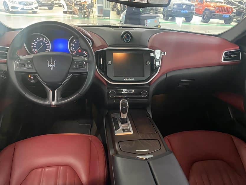 Maserati Ghibli Maserati Ghibli