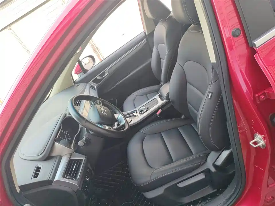 Geely Emgrand GS