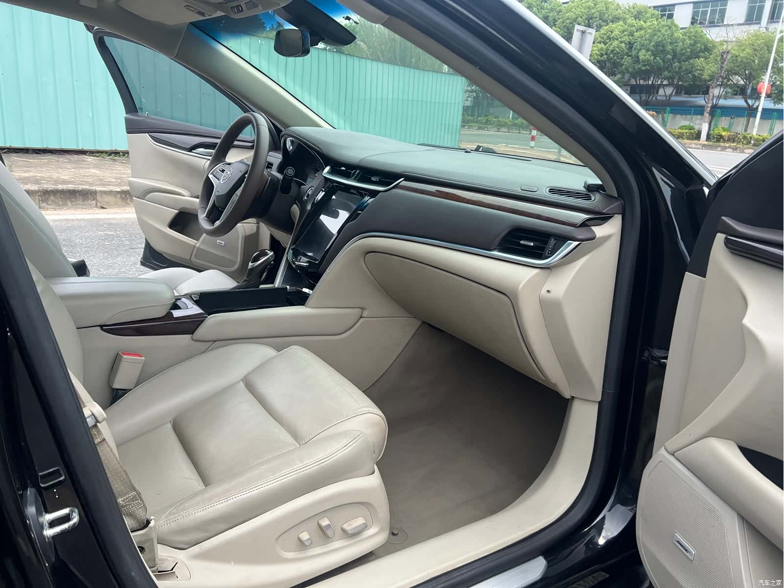 Cadillac XTS, 2016 8