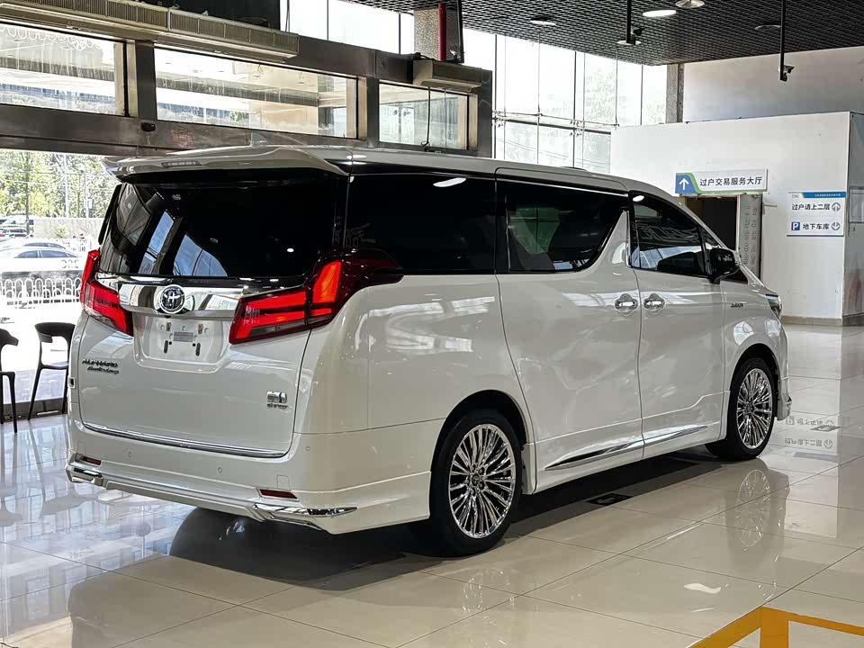 Toyota Elfa Toyota Elfa
