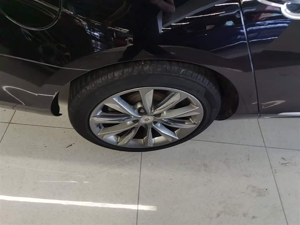 Cadillac XTS Cadillac XTS
