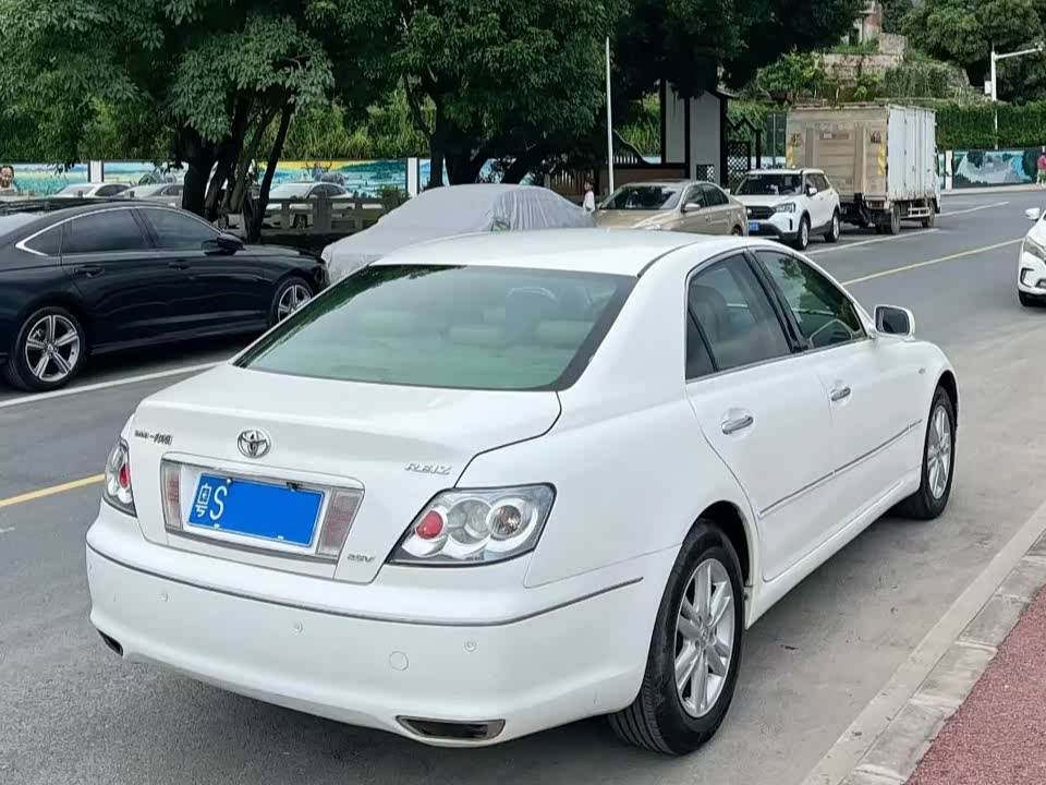Toyota Reiz Toyota Reiz