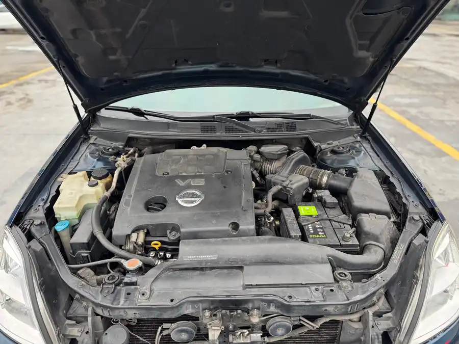 Nissan Altima Nissan Altima