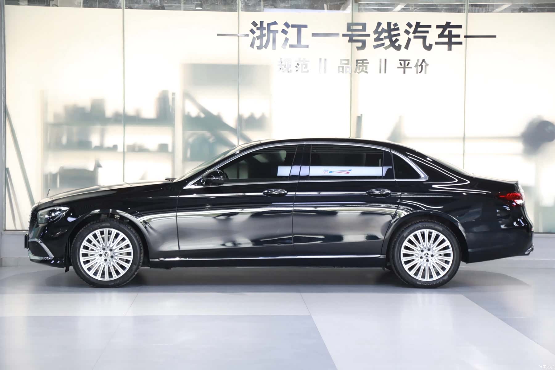Mercedes-Benz E-Class, 2023 7