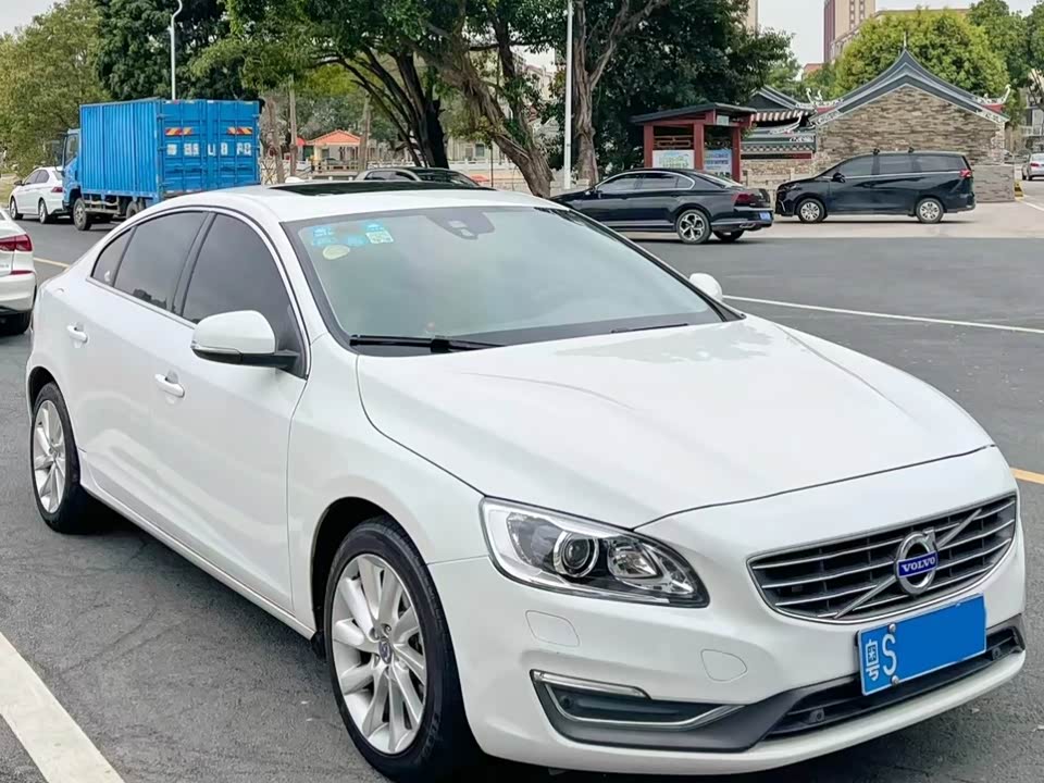 Volvo S60 Volvo S60