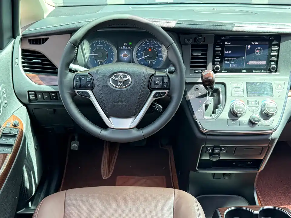 Toyota SIENNA