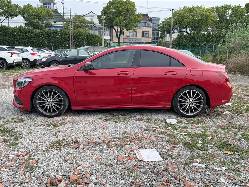 Mercedes-Benz CLA