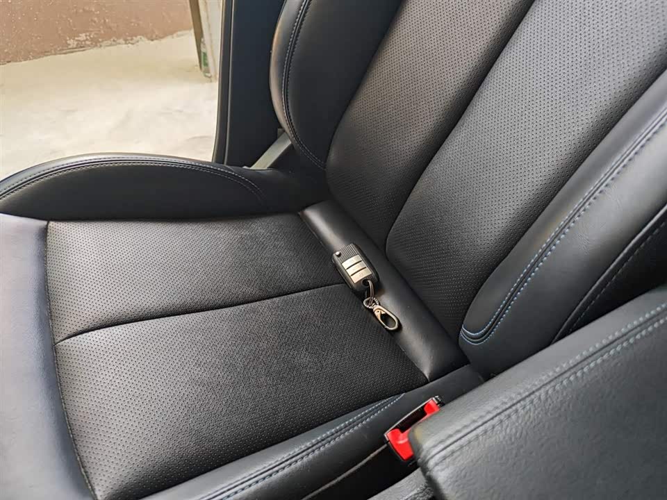 Roewe RX5 Roewe RX5