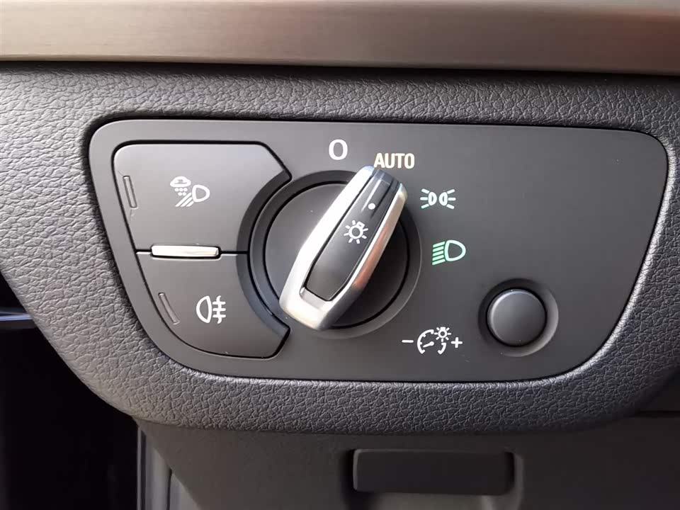 Audi Q5L Audi Q5L