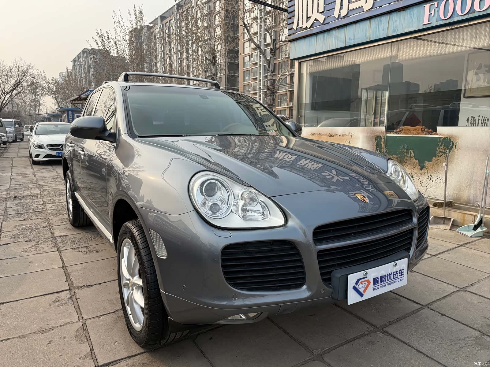Porsche Cayenne, 2005 3