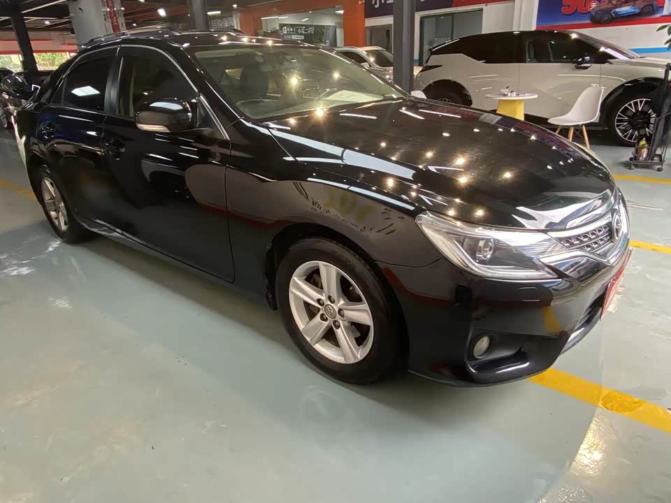 Toyota Reiz