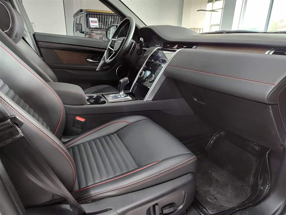 Land Rover Discover sports