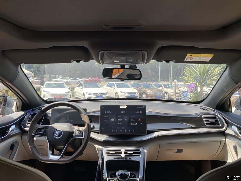 BYD Qin, 2023 13