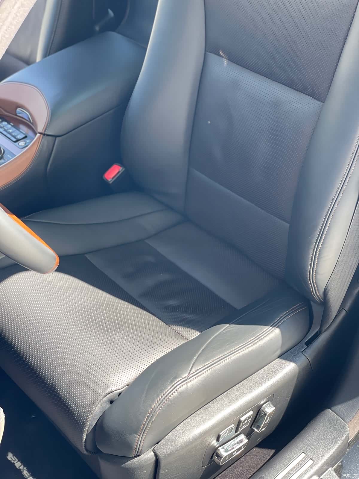 Lexus LS, 2014 21