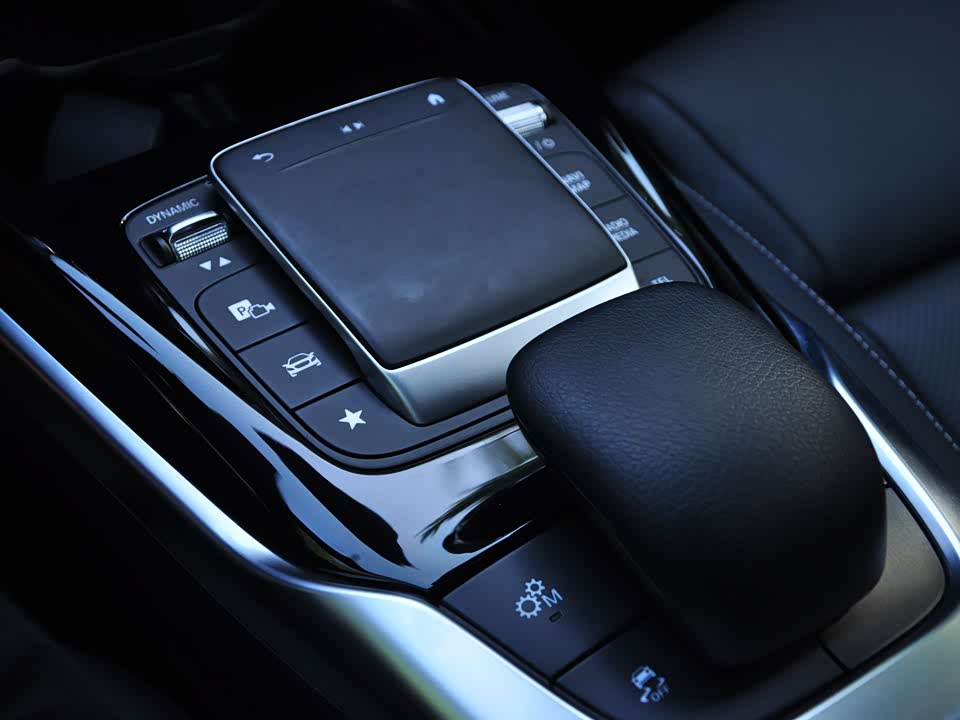 Mercedes-Benz CLA AMG